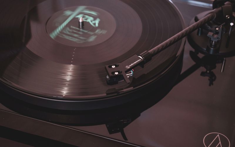 gramofon-audio-technica-at-lpw50pb-–-recenzija