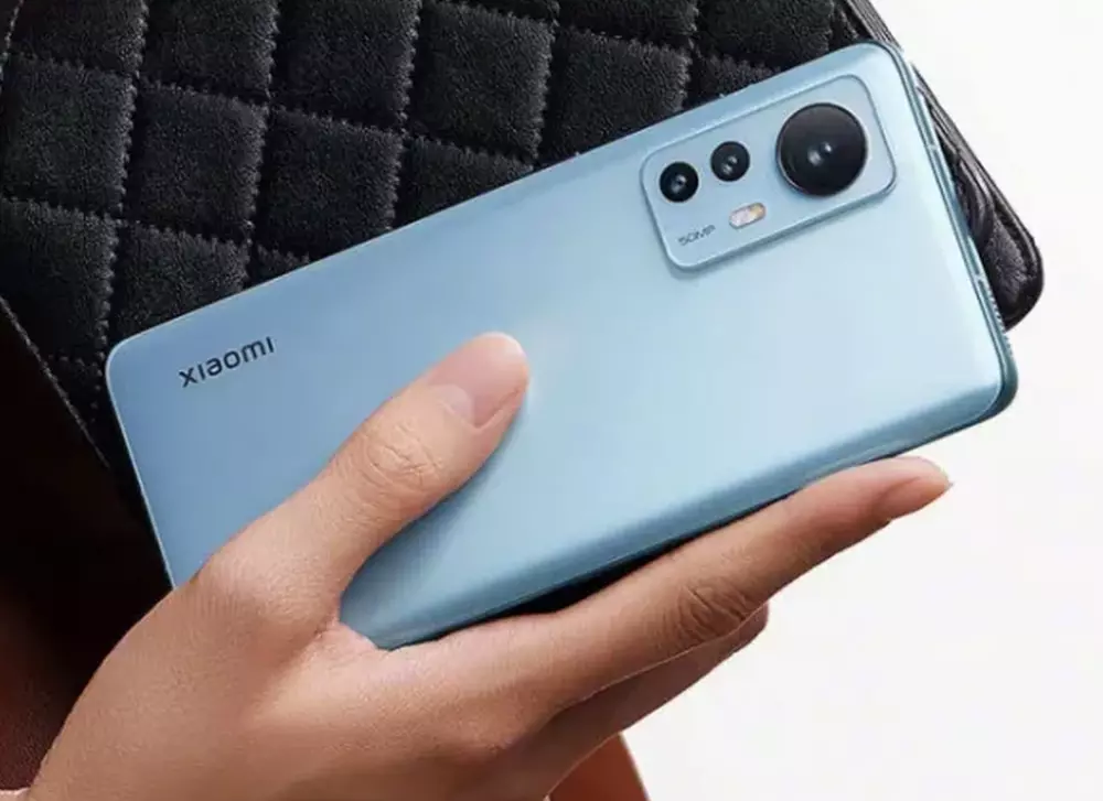 predstavljen-je-xiaomi-12-lite