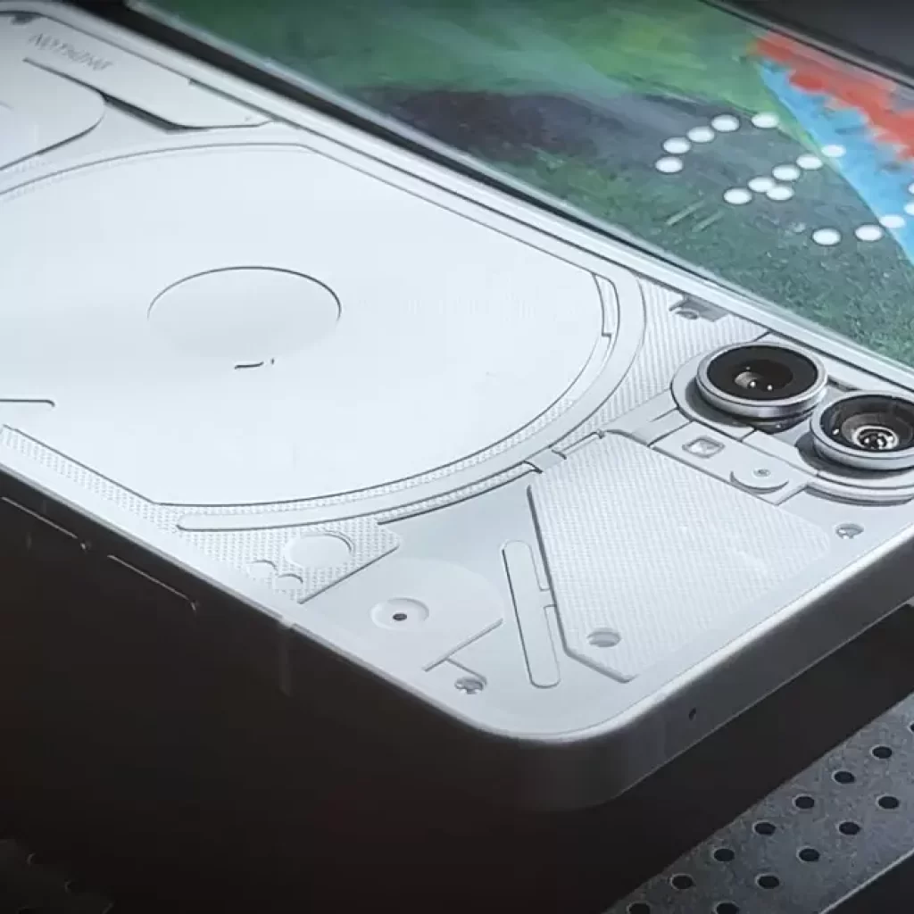 nothing-phone-prosao-na-testu-izdrzljivosti-bolje-od-oneplus-10-pro!