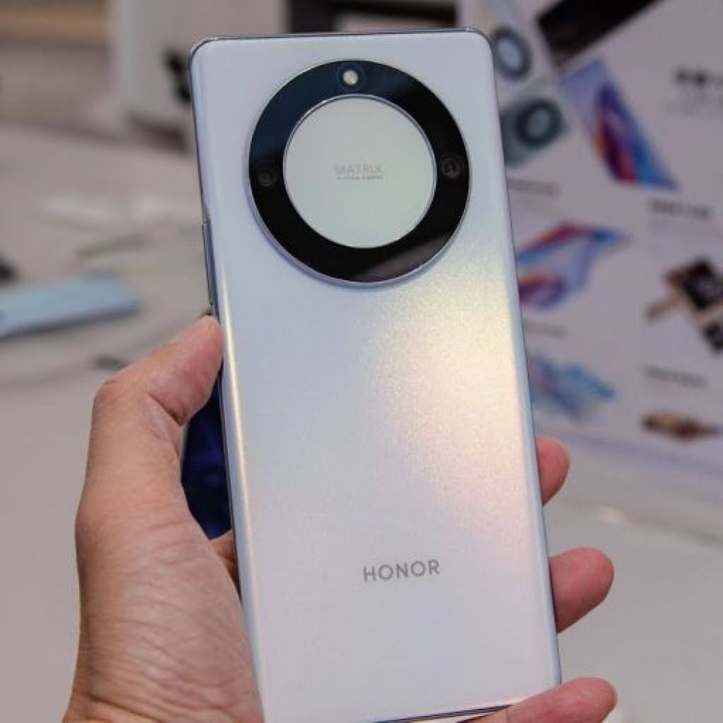 predstavljen-je-honor-x40-5g