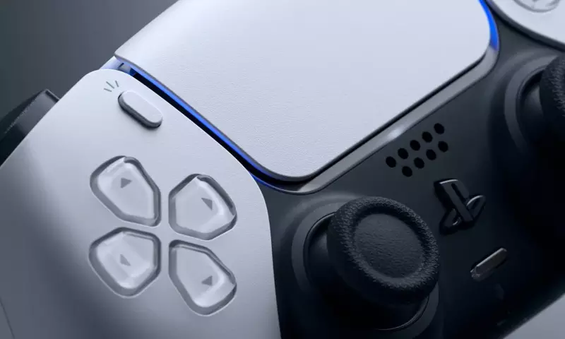 razbijena-je-zastita-playstation-5-konzole razbijena-je-zastita-playstation-5-konzole