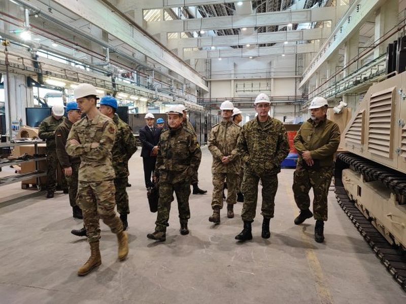 dok-ing-vojno-diplomatskom-zboru-predstavio-svoje-robotske-sustave