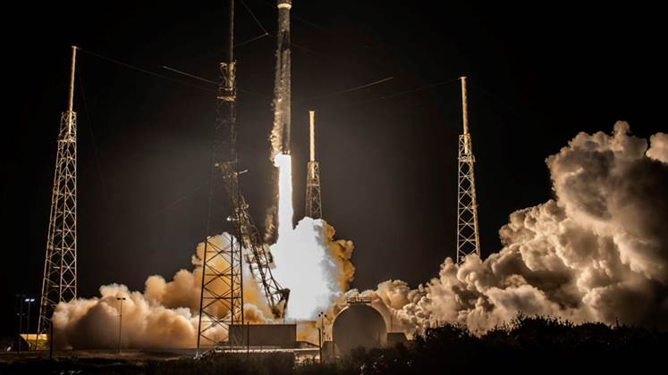 eutelsat-potkrovlje-hotbird-13g-u-orbitu