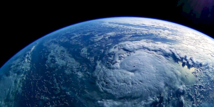 Prognoza: Globalno svemirsko tržište će preći 1 bilijun dolara do 2034. godine