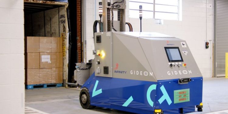 gideon-predstavio-autonomni-vilicar-trey-za-utovar-i-istovar-kamiona