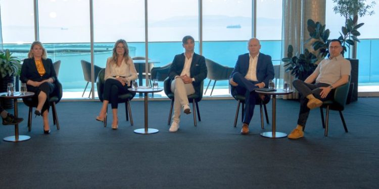 tehnologija-je-u-turizmu-neophodna,-ali-ne-smije-biti-nametljiva